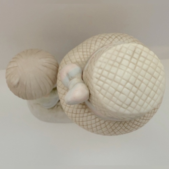 Precious Moments #100536 - I Picked A Special Mom, 1986 Limited Edition - Picture 4 of 7